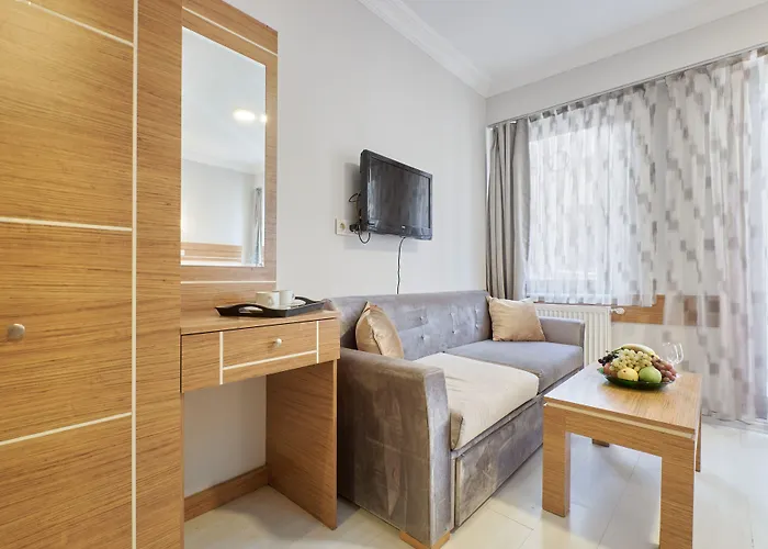 Ξενοδοχείο Taksim 3*